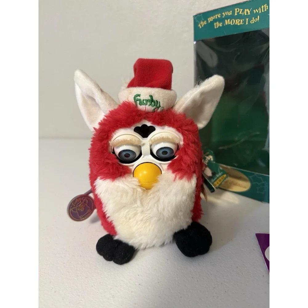 Vintage 1998 Furby Red White Santa Christmas Holiday Electronic Toy Tiger